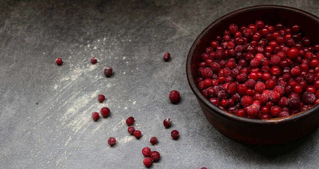 Step 1 on how to make keto cranberry sauce